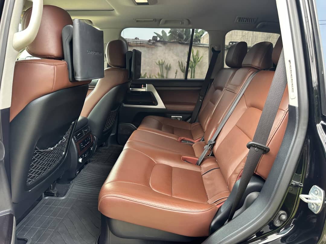 LAND CRUISER TOYOTA VX.R DE 2020