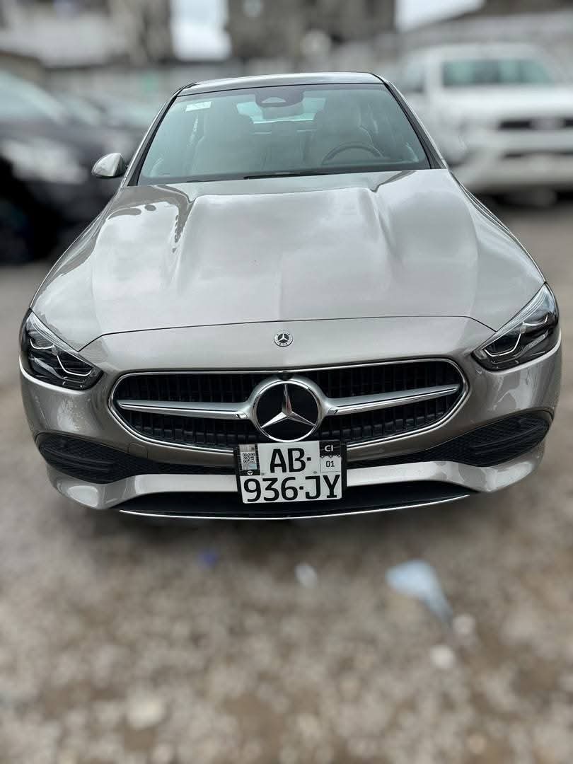 35.000.000F MERCEDES C300 FULL DE 2022