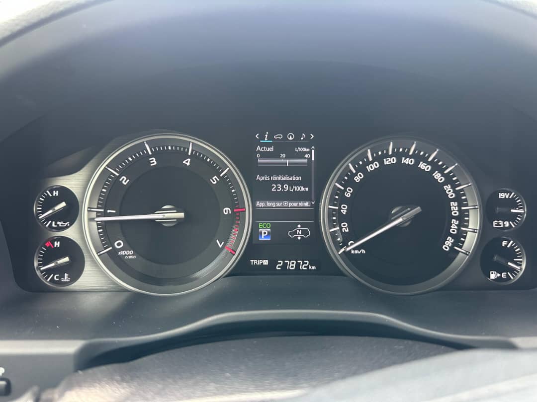 LAND CRUISER TOYOTA VX.R DE 2020