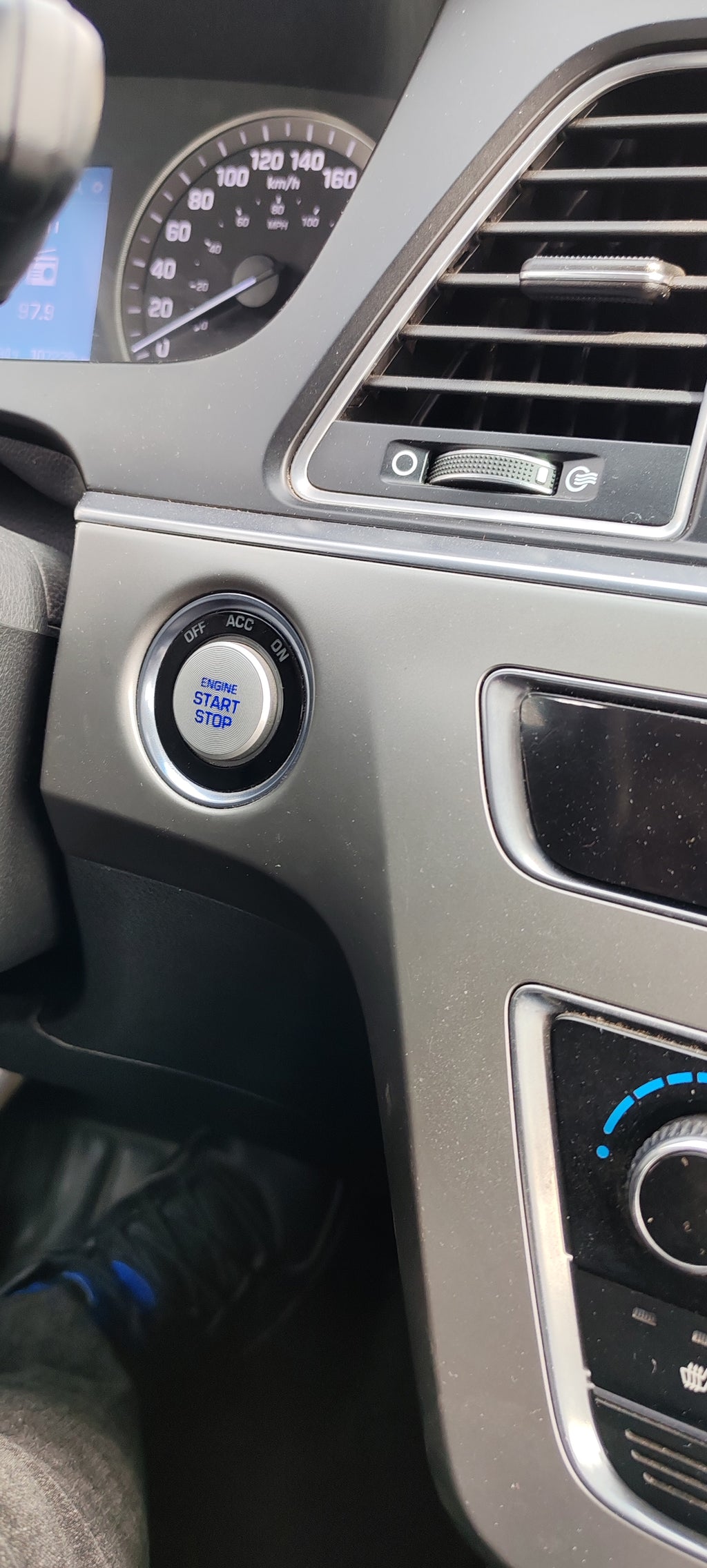 8.900.000F HYUNDAI SONATA DE 2017