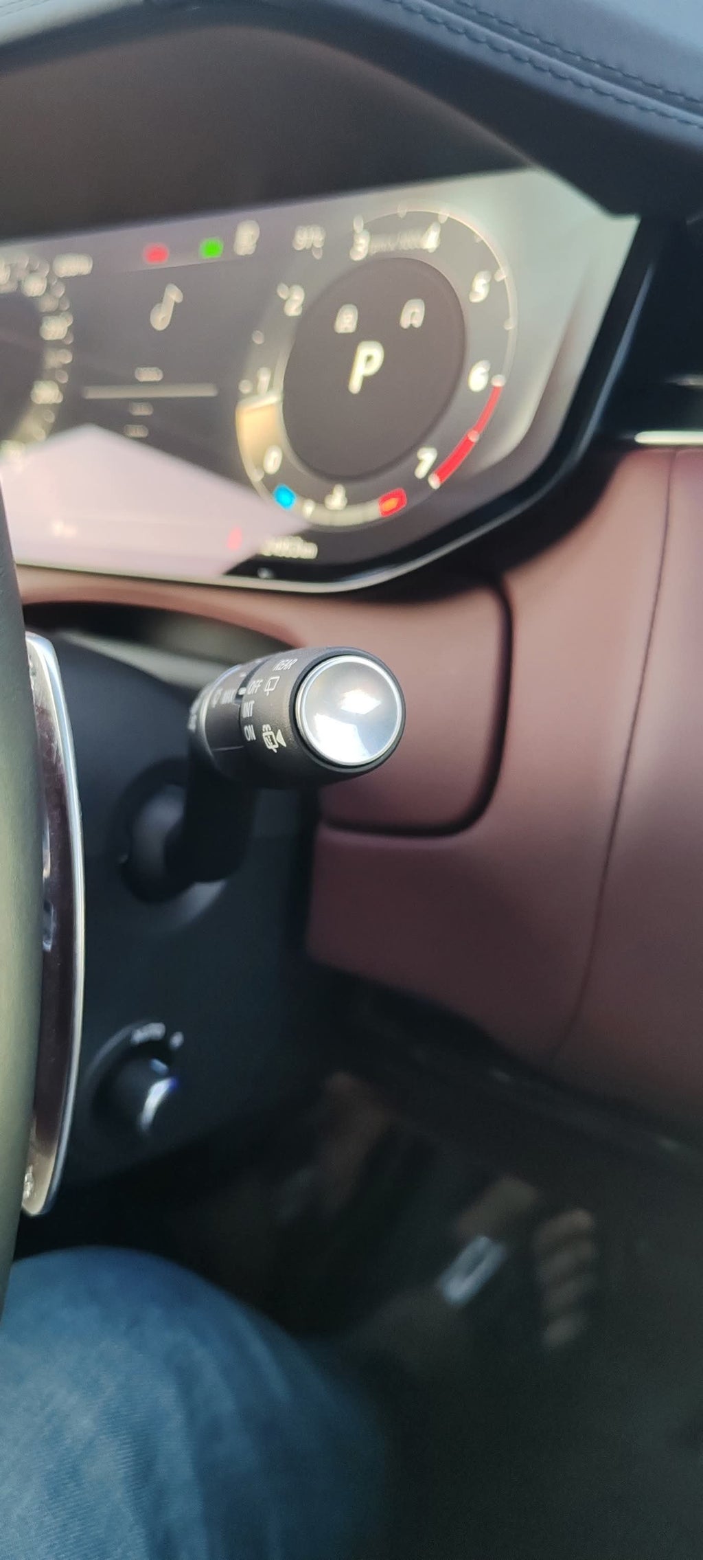 RANGE-ROVER VOGUE LIMOUSINE DE 07/2024 FULL OPTIONS