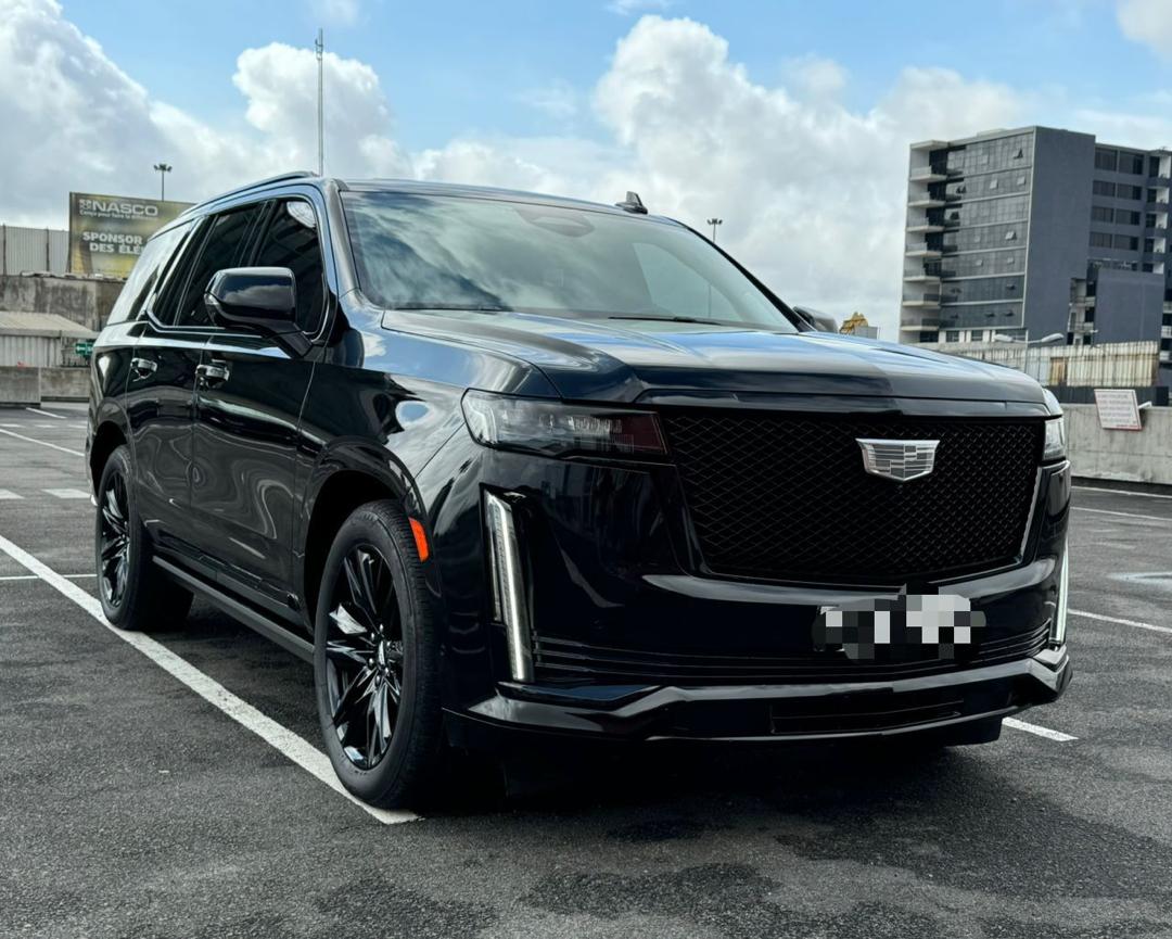 78.000.000F Offre Exclusive -Cadillac Escalade 2023 Full Options – Véhicule d’Exception