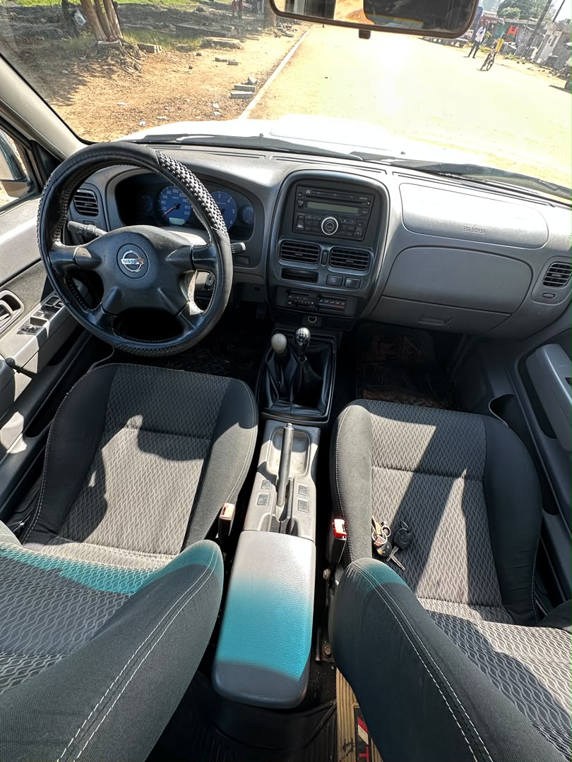 9.500.000F NISSAN HARBODY 4X4 DE 2020