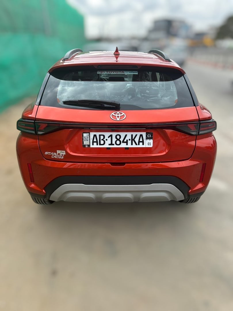 14.500.000F TOYOTA STARLET CROSS FULL OPTIONS DE 2026