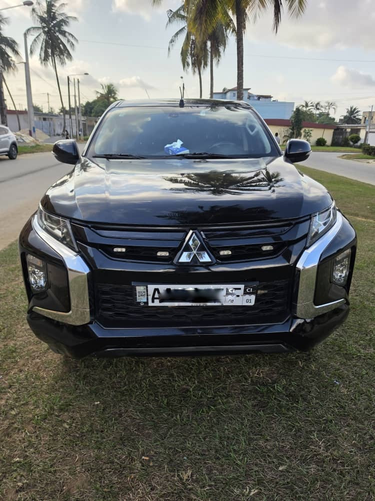 19.000.000F MITSUBISHI L200 BOITE AUTOMATIQUE DE 2023